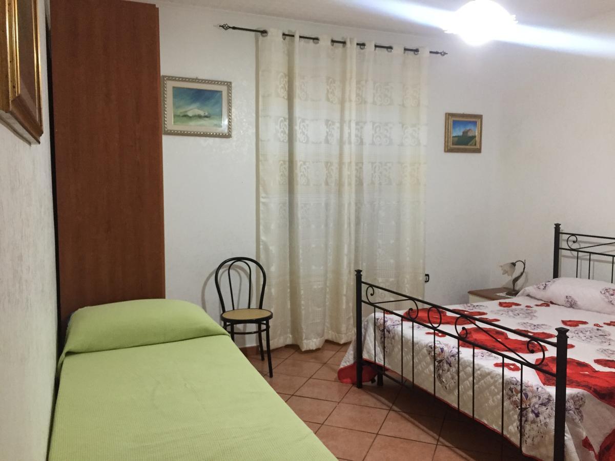 Il Normanno B&B Mileto Luaran gambar