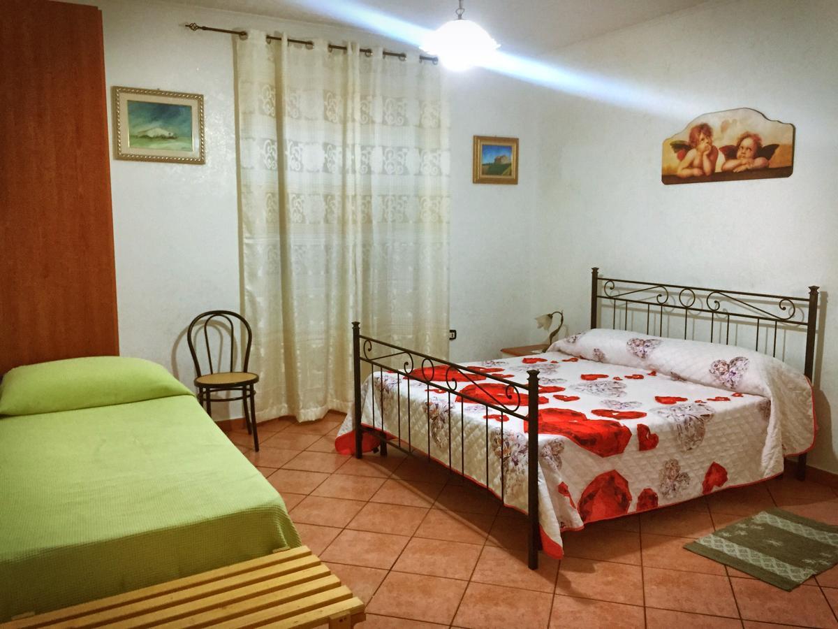 Il Normanno B&B Mileto Luaran gambar