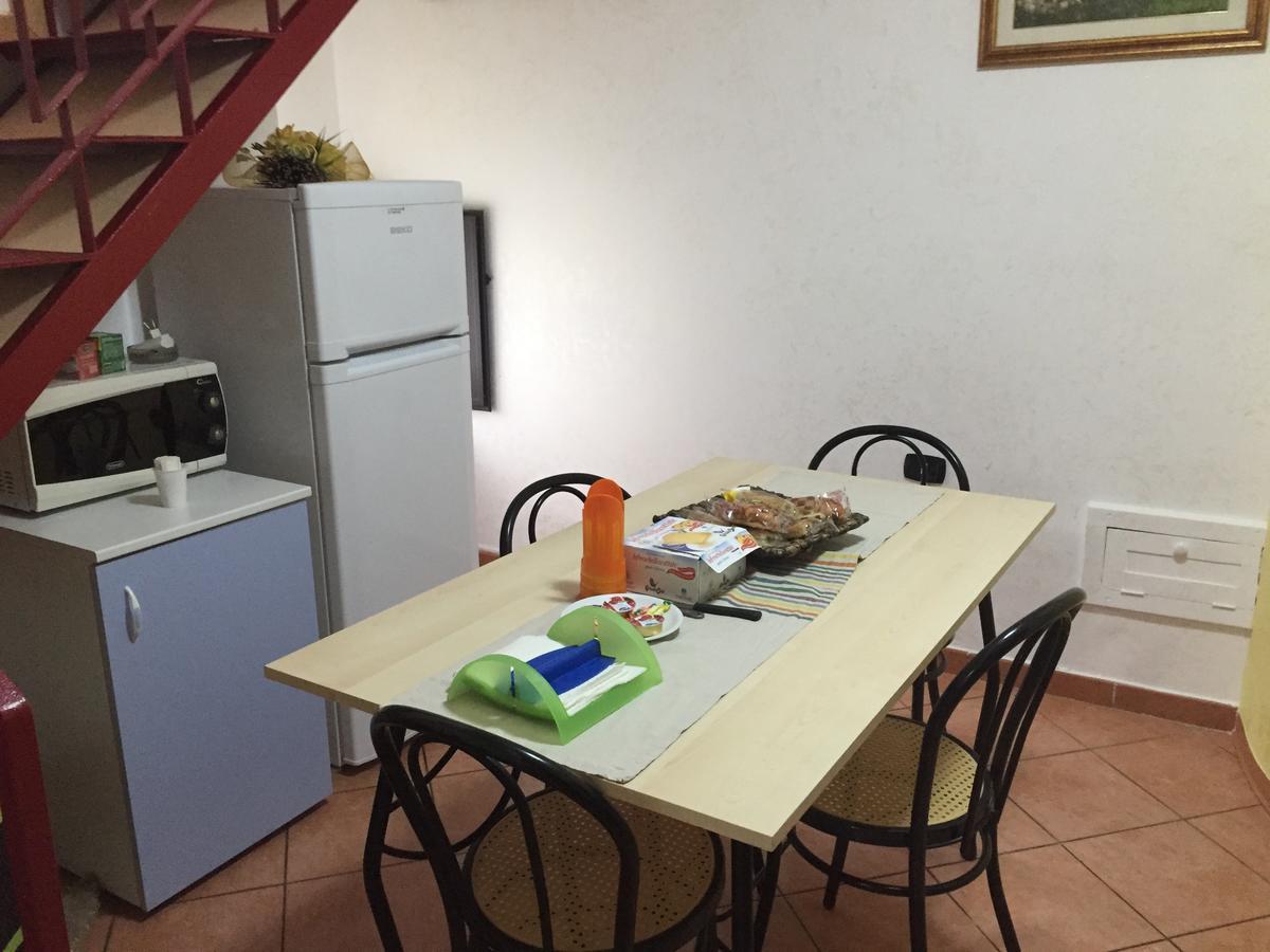 Il Normanno B&B Mileto Luaran gambar