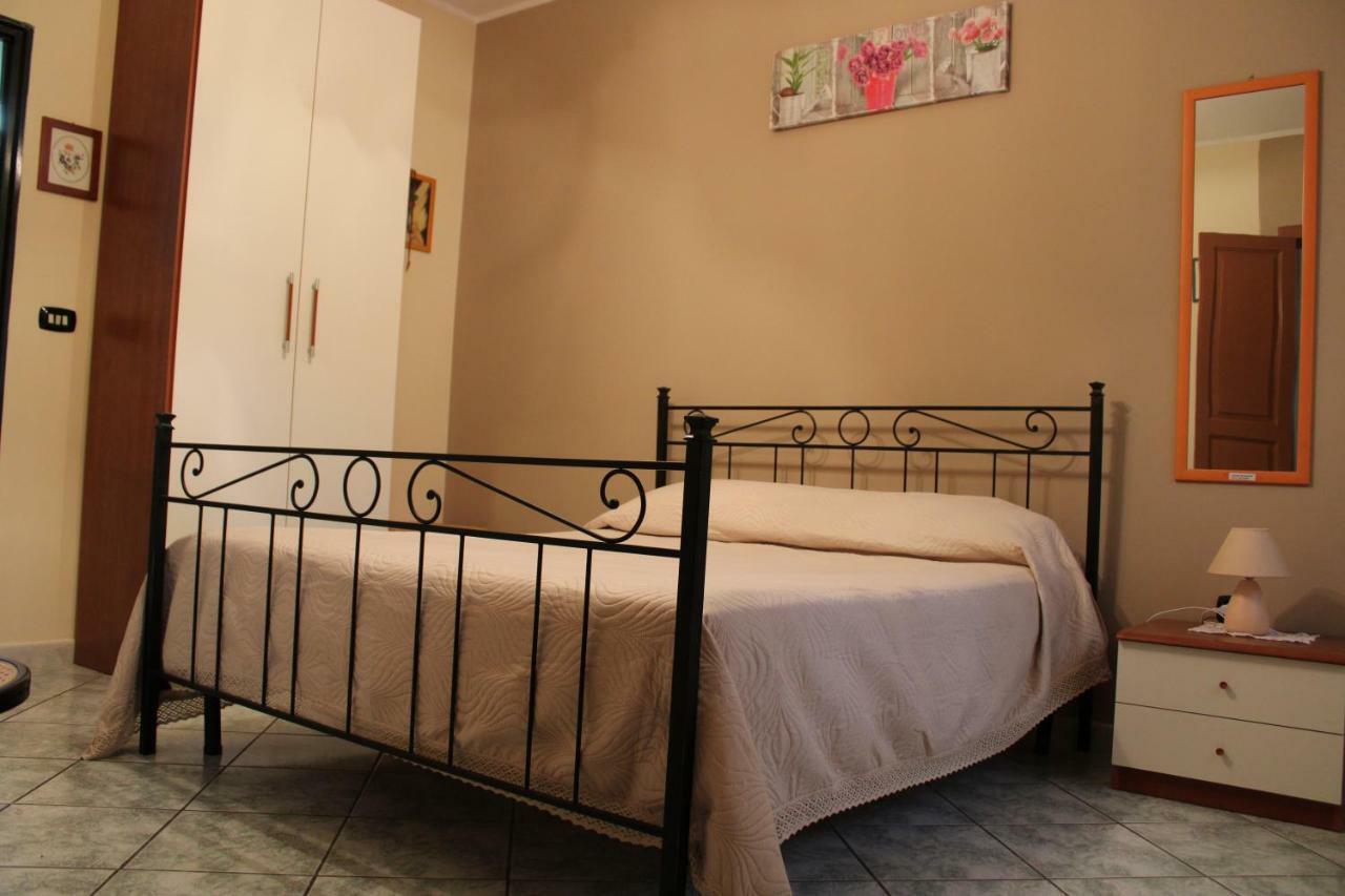 Il Normanno B&B Mileto Luaran gambar